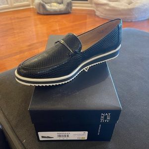 Brand new Naturalizer loafer